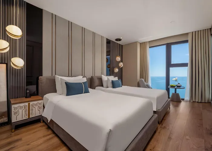 Peninsula Hotel Danang