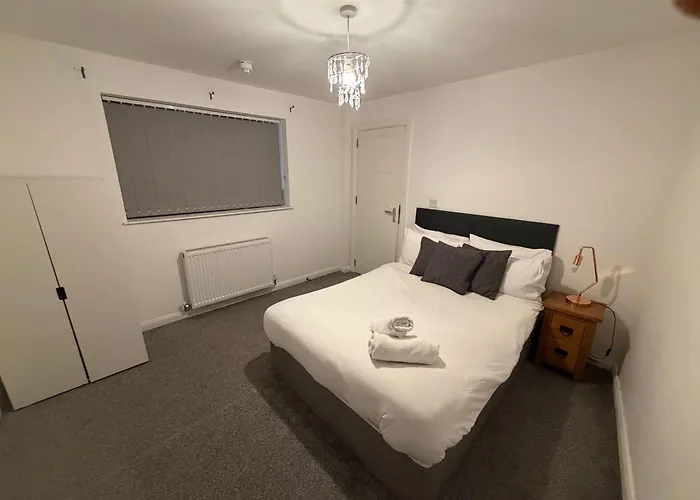 Premier Serviced Apartmetns Oldham Road Manchester
