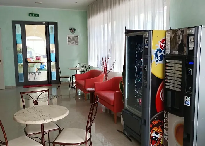 Hotel Anita B&B sul lungomare Gatteo