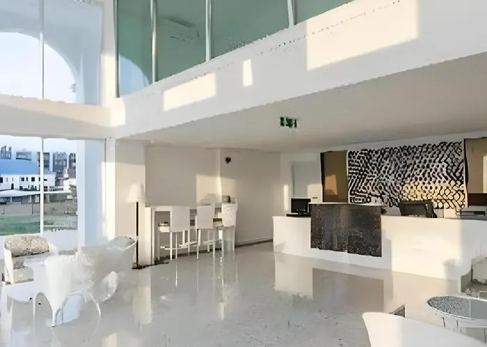 B2 Hua Hin Premier Hotel