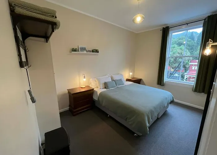 Nourish Reefton & Wilsons