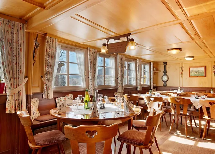 Gasthaus Hirschen Oberes Wirtshaus Titisee-Neustadt