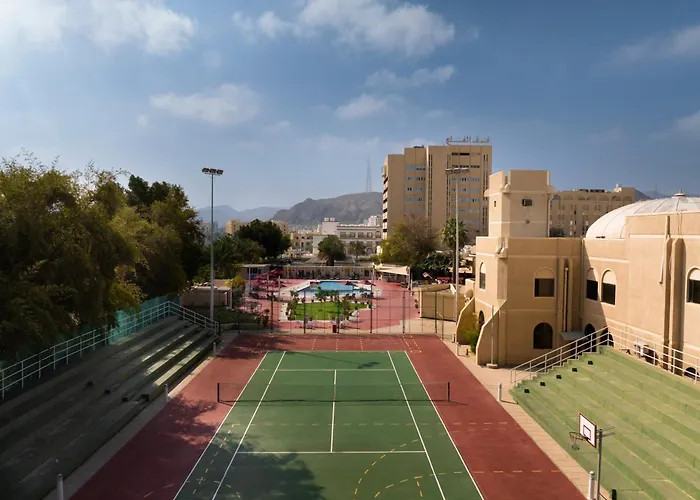 Al Falaj Hotel