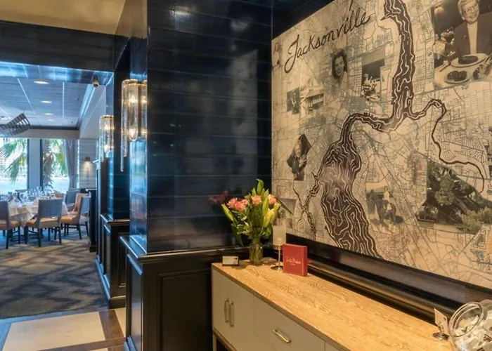 Doubletree By Hilton Hotel Jacksonville Riverfront