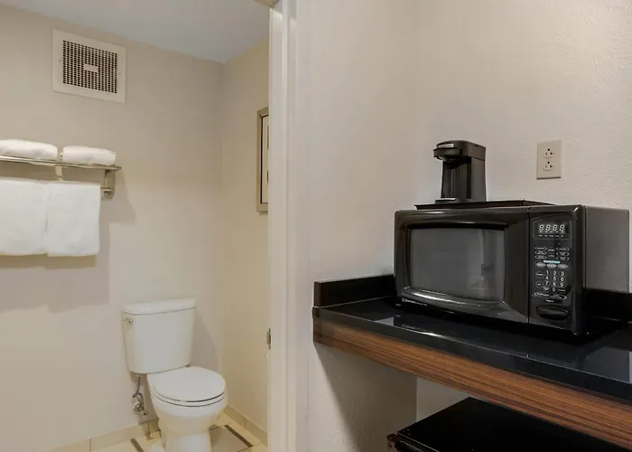 Comfort Inn & Suites Mt Laurel-Philadelphia