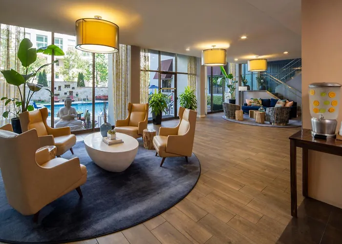 Fairfield Inn & Suites By Marriott Charlotte Uptown
