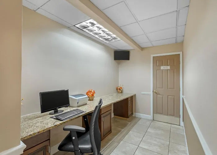 Quality Inn & Suites Conference Center