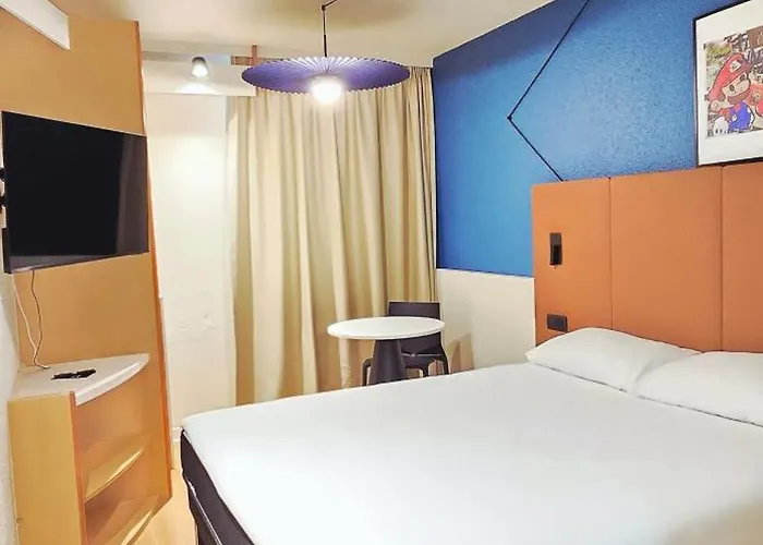 Ibis Lyon Est