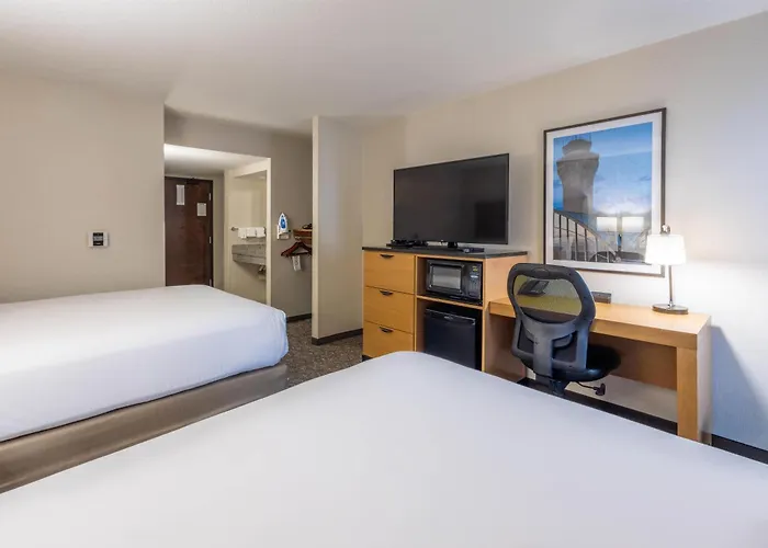 Drury Inn & Suites St. Louis Airport