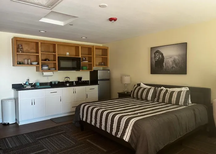 Ponderosa Gardens Motel