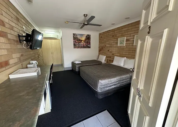 Starlight Motor Inn