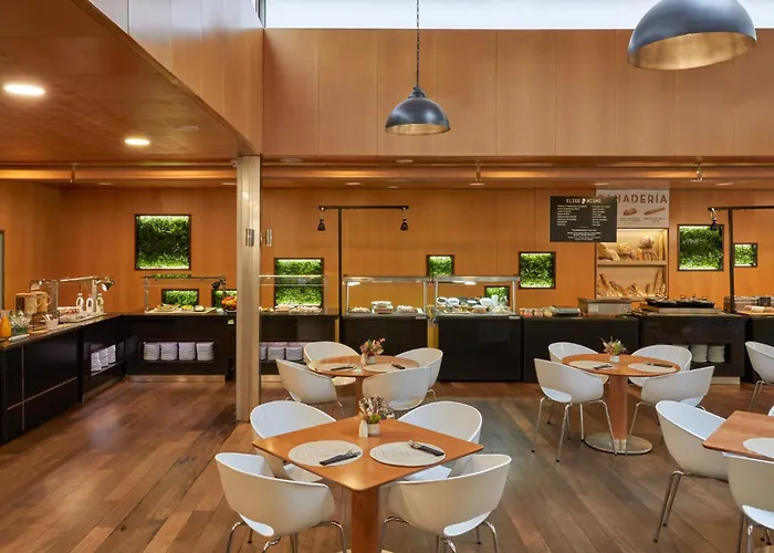 Crowne Plaza Madrid - Centre Retiro By Ihg
