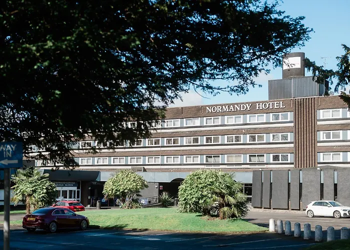 Normandy Hotel Renfrew