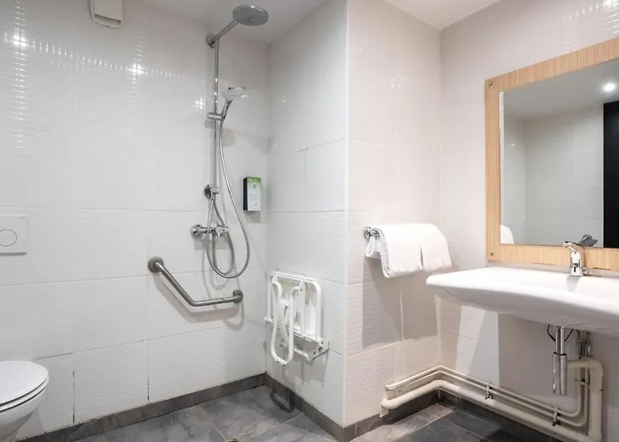 Hotel Campanile Paris Ouest - Pont de Suresnes