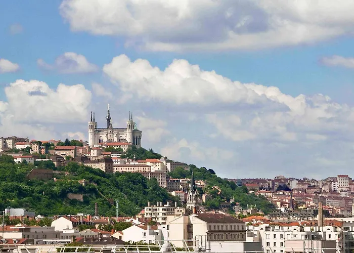 Hôtel Mercure Lyon Centre Charpennes