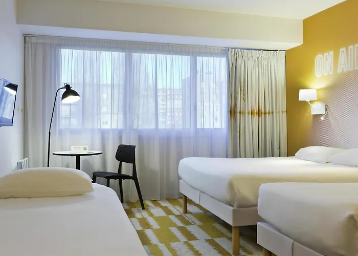 Hotel ibis Styles Massy Opéra