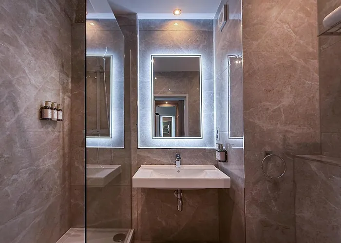 De Vere Cotswold Water Park