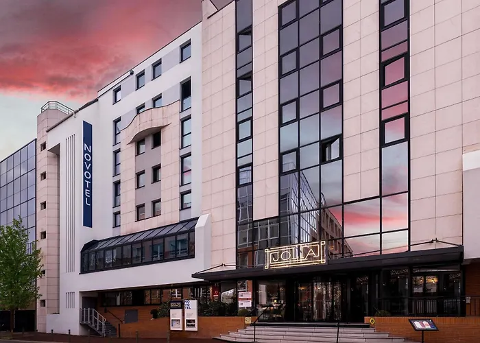 Novotel Paris Suresnes Longchamp
