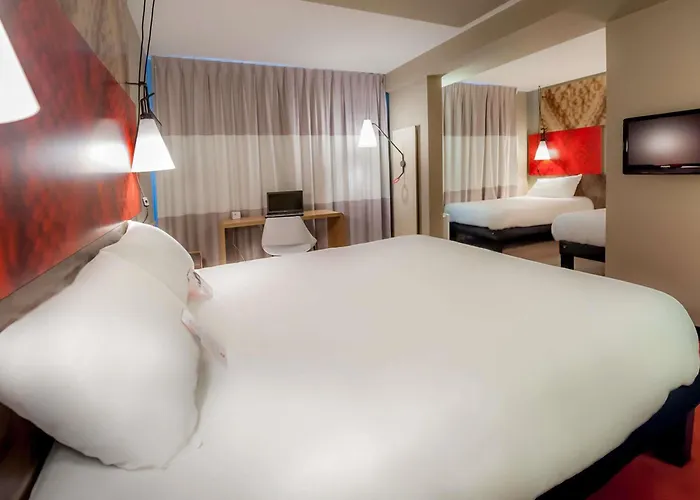 Ibis Quimper