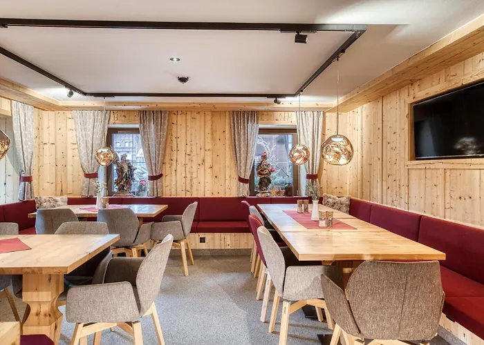 Hotel Alpenstolz
