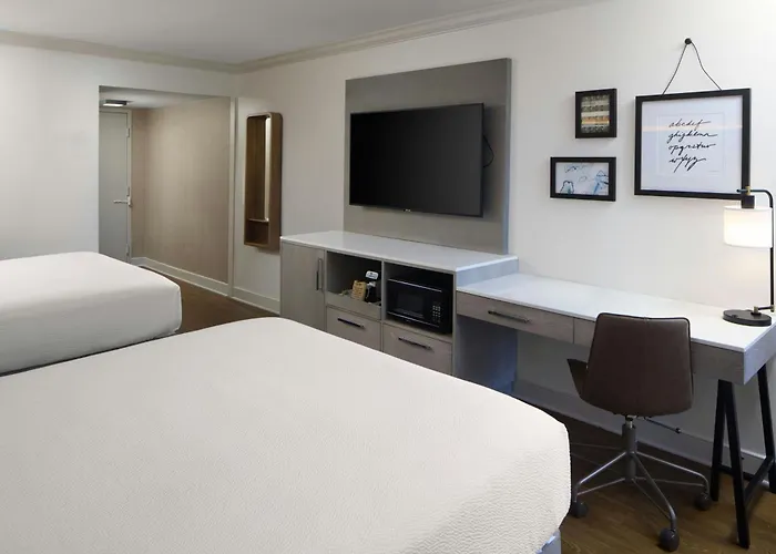 Four Points By Sheraton Richmond Airport