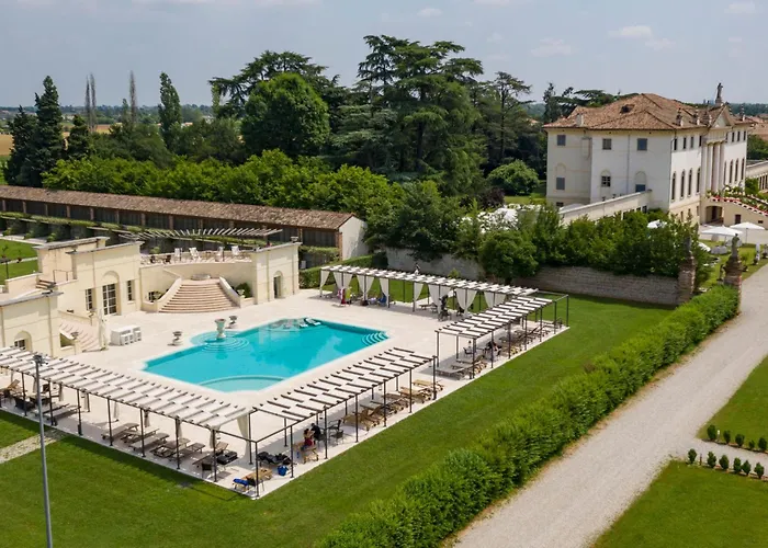Hotel Relais Villa Cornér Della Regina