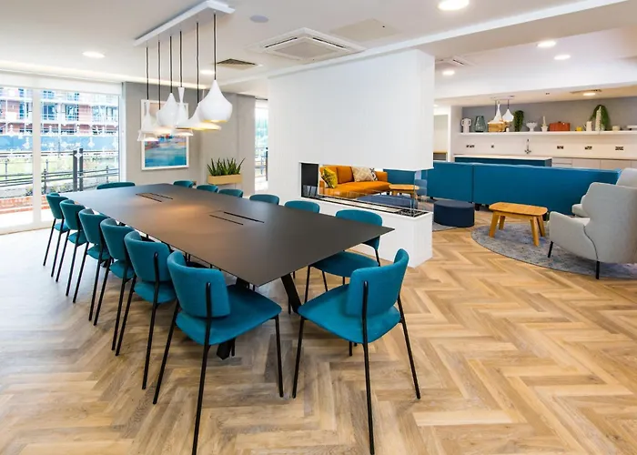 Staybridge Suites - Cardiff By Ihg