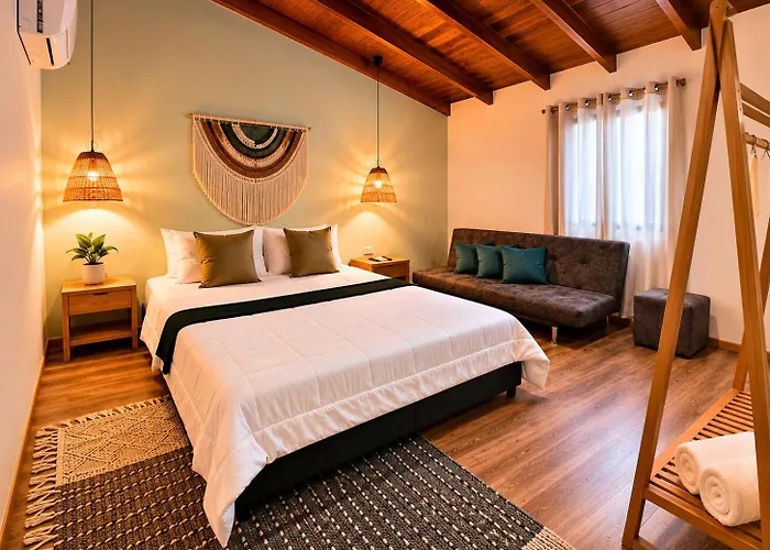 Luum Casa Hotel Manila