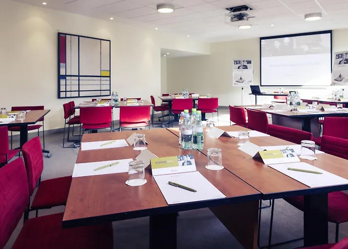 Mercure Maurepas Saint Quentin