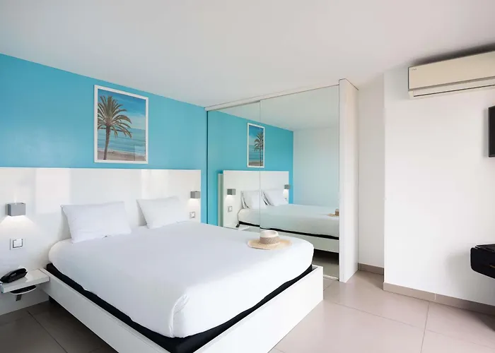 Ibis Styles Menton Centre
