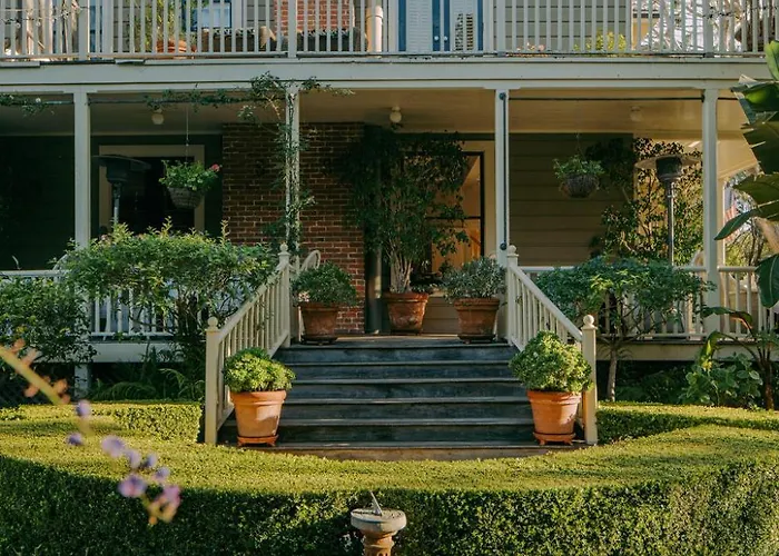 Simpson House Inn