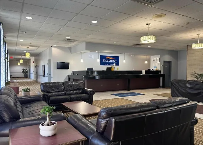 Baymont By Wyndham /Lake George