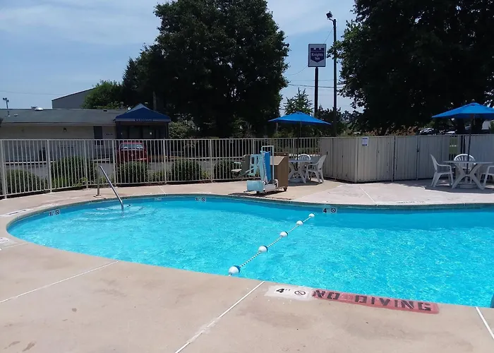 Knights Inn Burlington Nc
