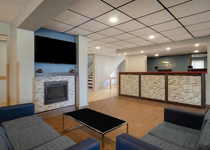 Baymont By Wyndham Waukesha
