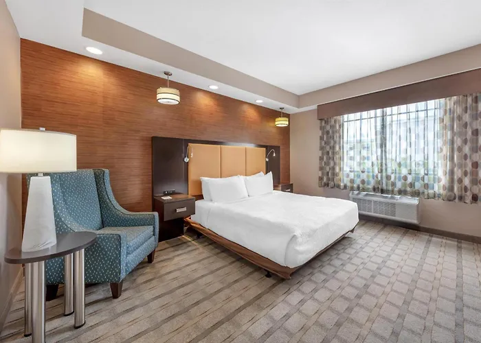 Best Western Plus Miami Executive Airport Hotel And Suites