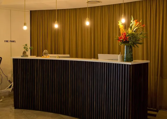 Ellen Hotel