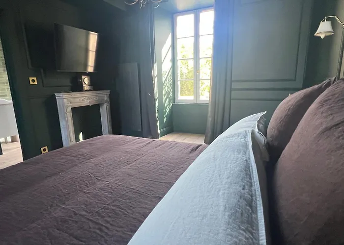 La Millière - Chambres d'hôtes - Piscine&campagne - Marie-Anne&Marie-Adélaïde