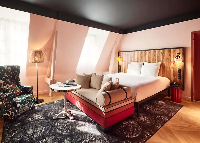 Mama Shelter Rennes Hotel