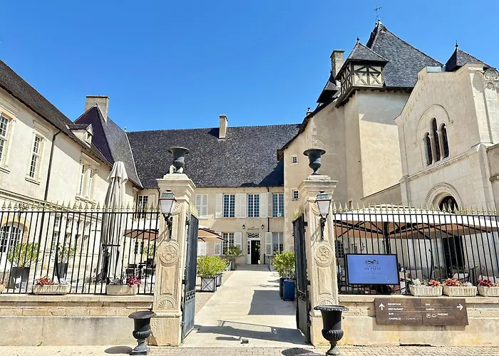Chateau De Pizay