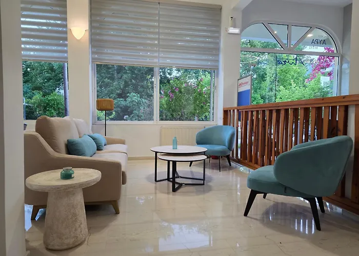 Avra Beach Hotel