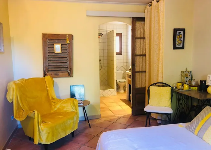 L'Oustaou B&B Piscine&Spa