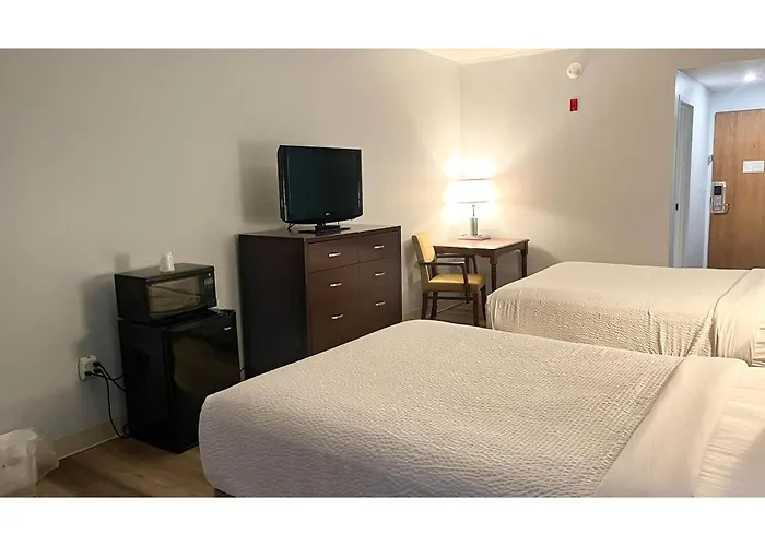 Studio 6 Suites - Tiffin, Oh