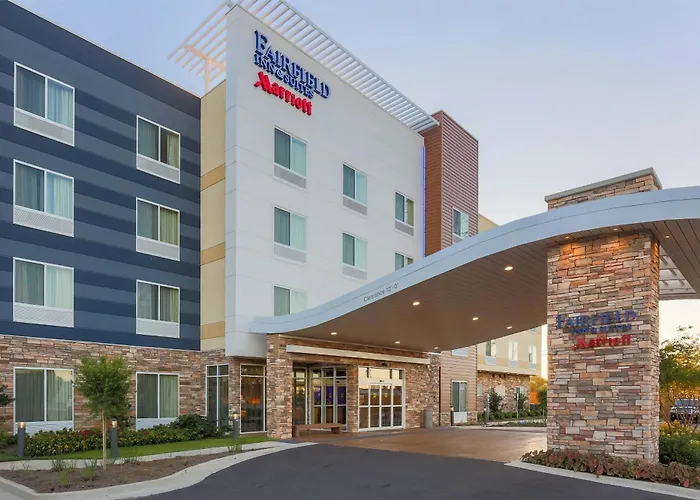 Fairfield Inn & Suites By Marriott Alexandria