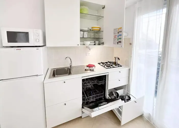 Residence Glicini Finale Ligure