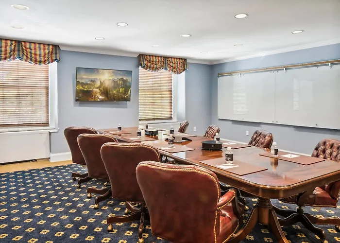 The Tidewater Inn Easton