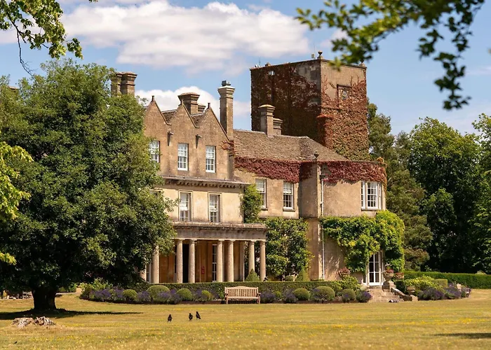 Lucknam Park, Emblems Collection