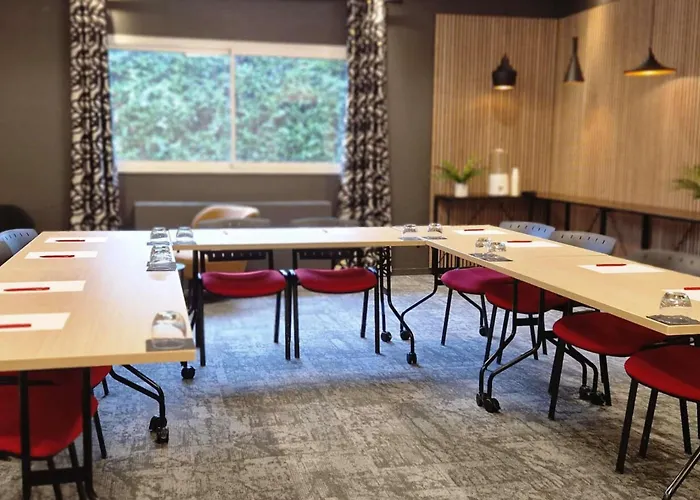 Hotel ibis Pau Lescar