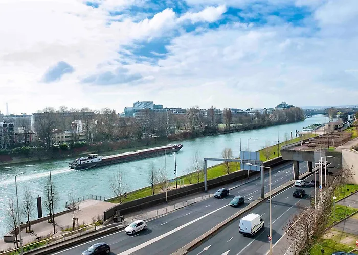 ibis Budget Courbevoie Paris La Défense