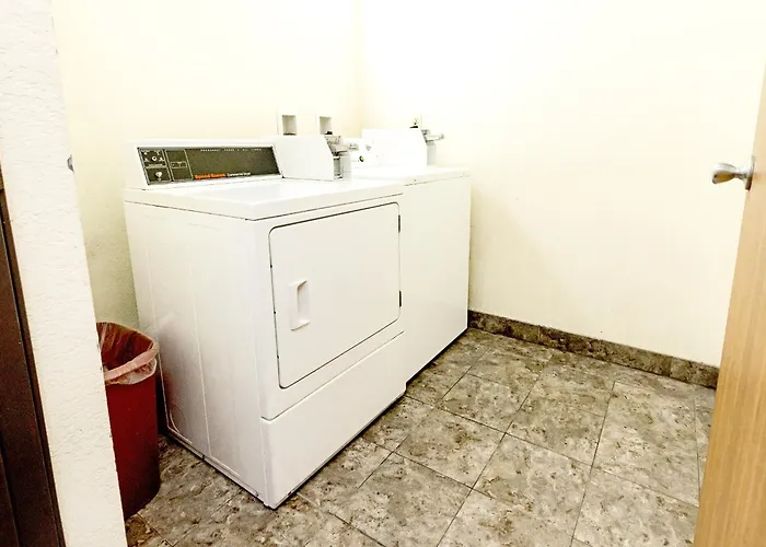 Quality Inn & Suites Marinette