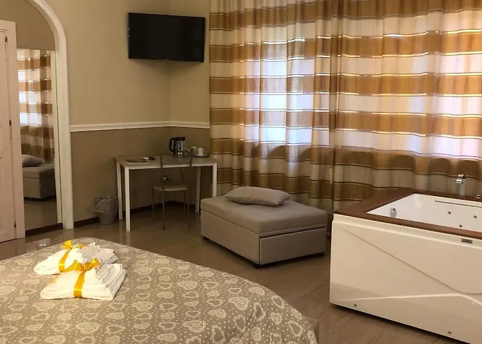 Villa Domus Salento Suites & Rooms Con Parcheggio Privato In Loco